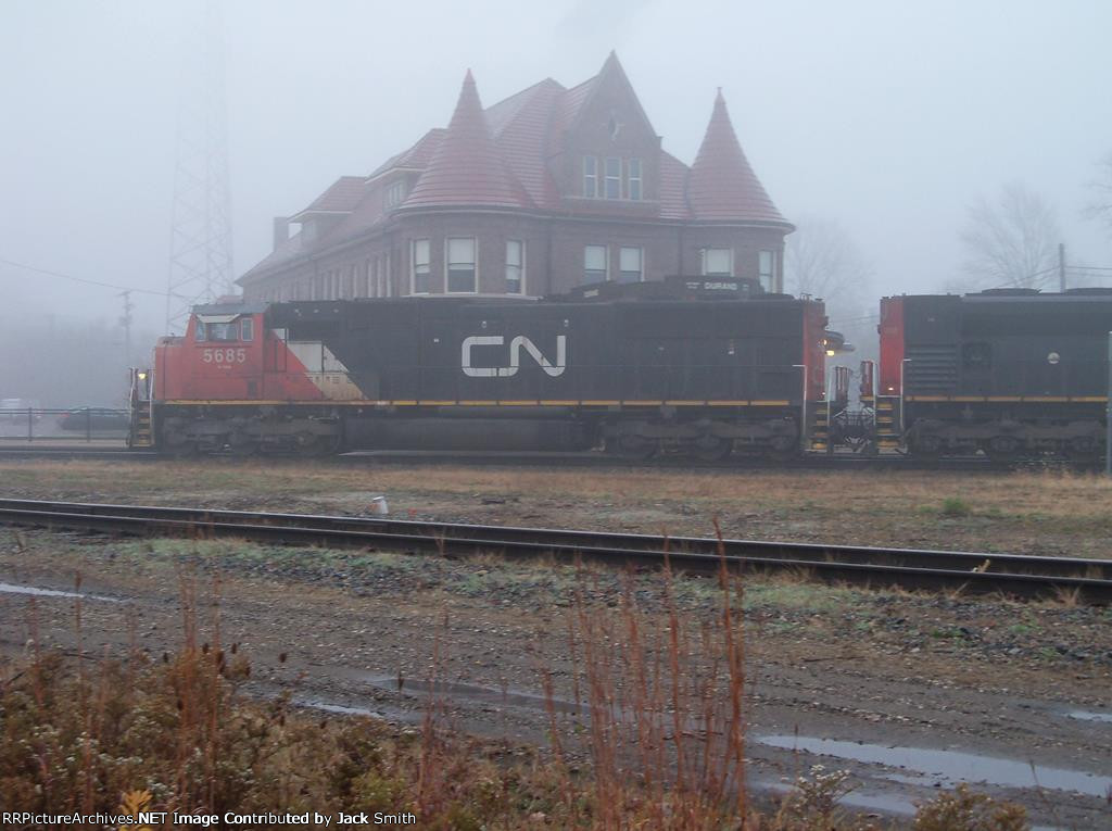 CN 5685